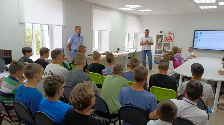 Увлекательная беседа.